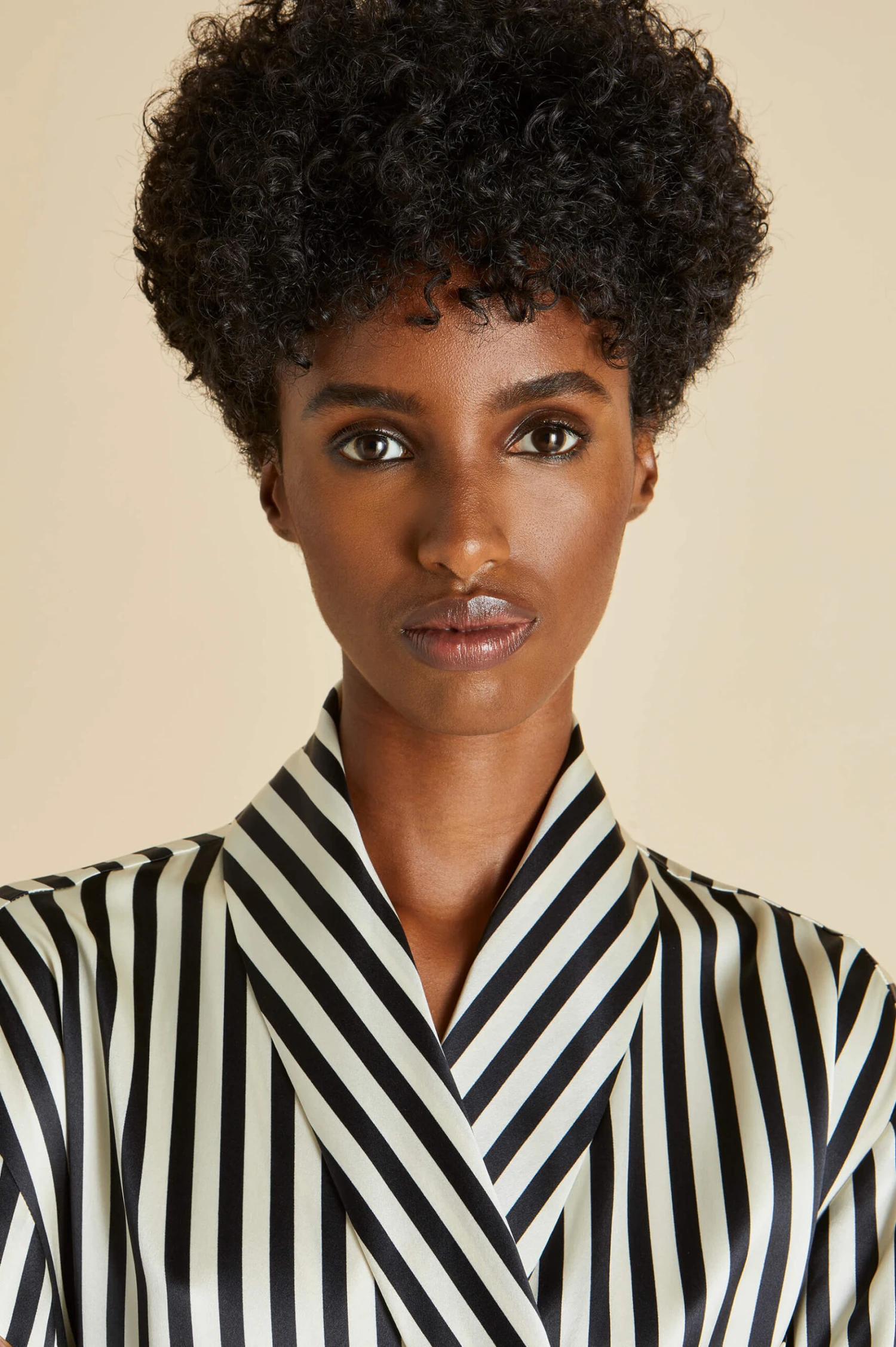 Capability Nika Silk Satin Robe - Image 4