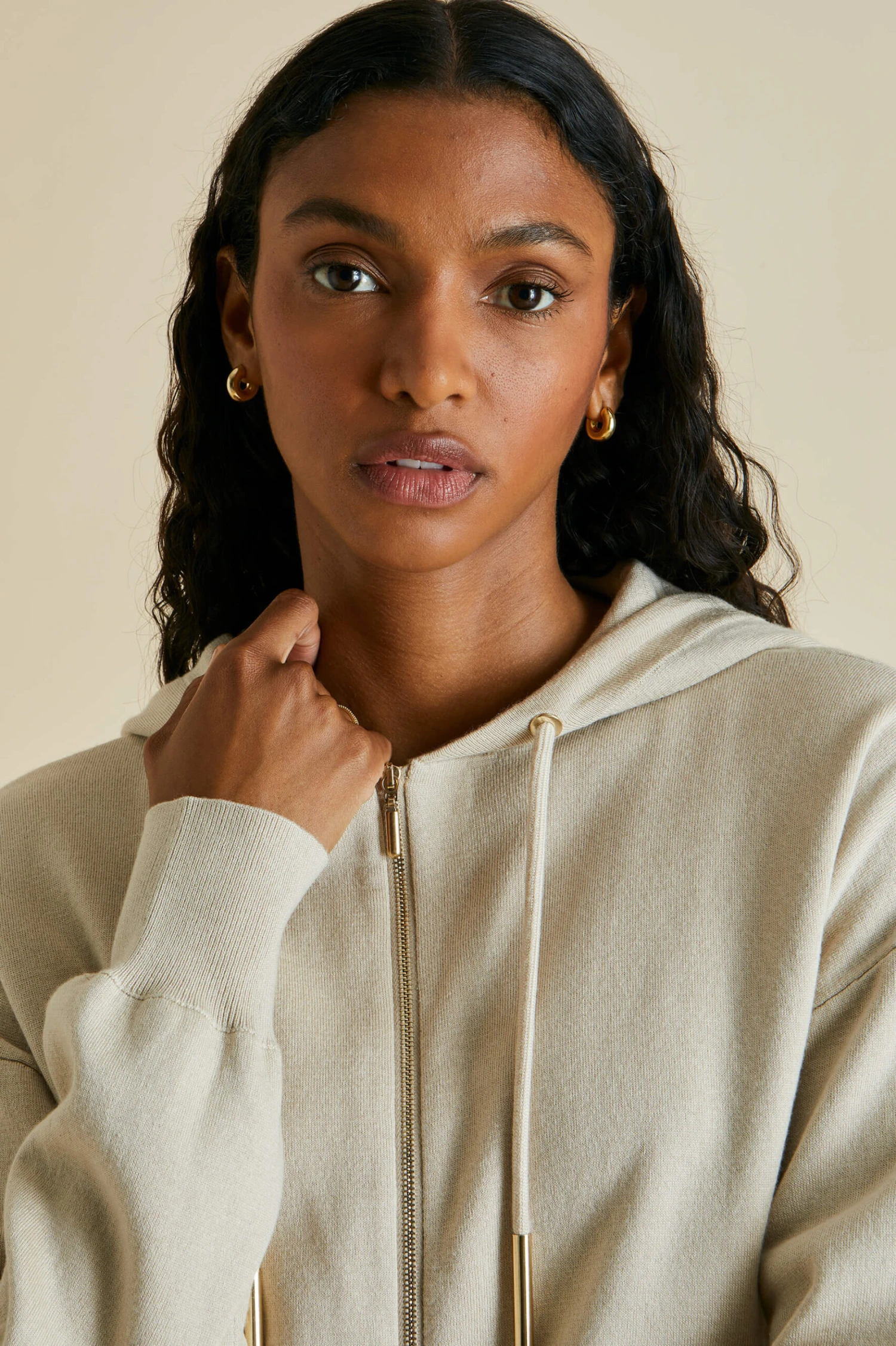 Della Kasbah Silk-Cashmere Tracksuit - Image 4