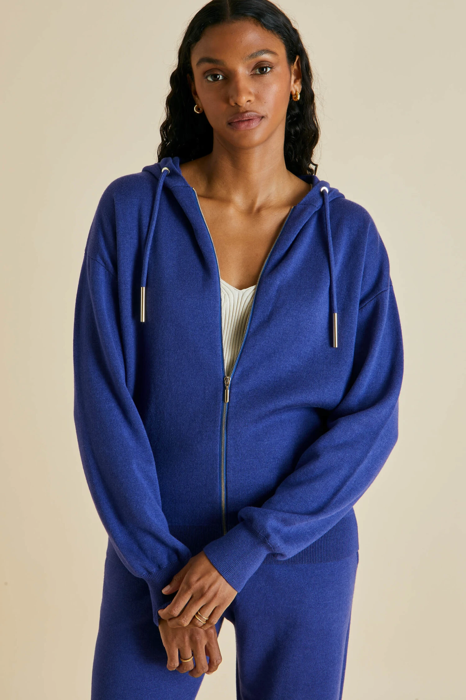 Della Tulum Silk-Cashmere Tracksuit - Image 3