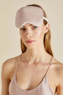 Oyster Ivory Silk Satin Eye Mask