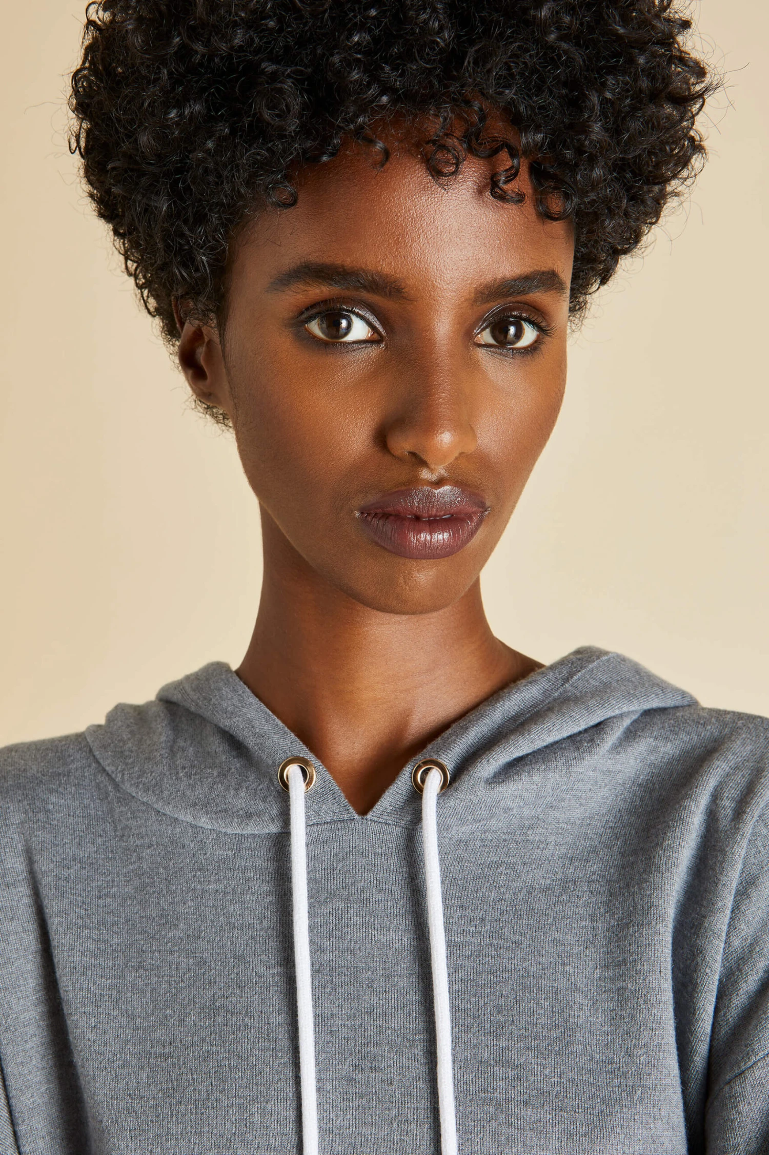 Gia London Silk-Cashmere Tracksuit - Image 4