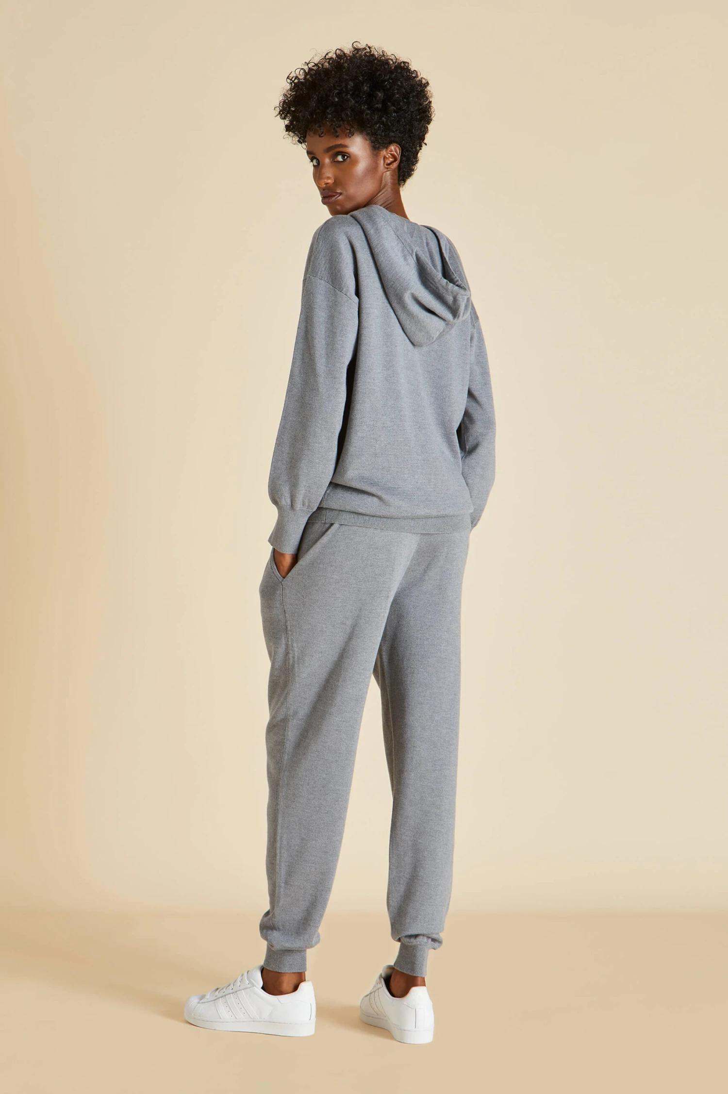 Gia London Silk-Cashmere Tracksuit - Image 5