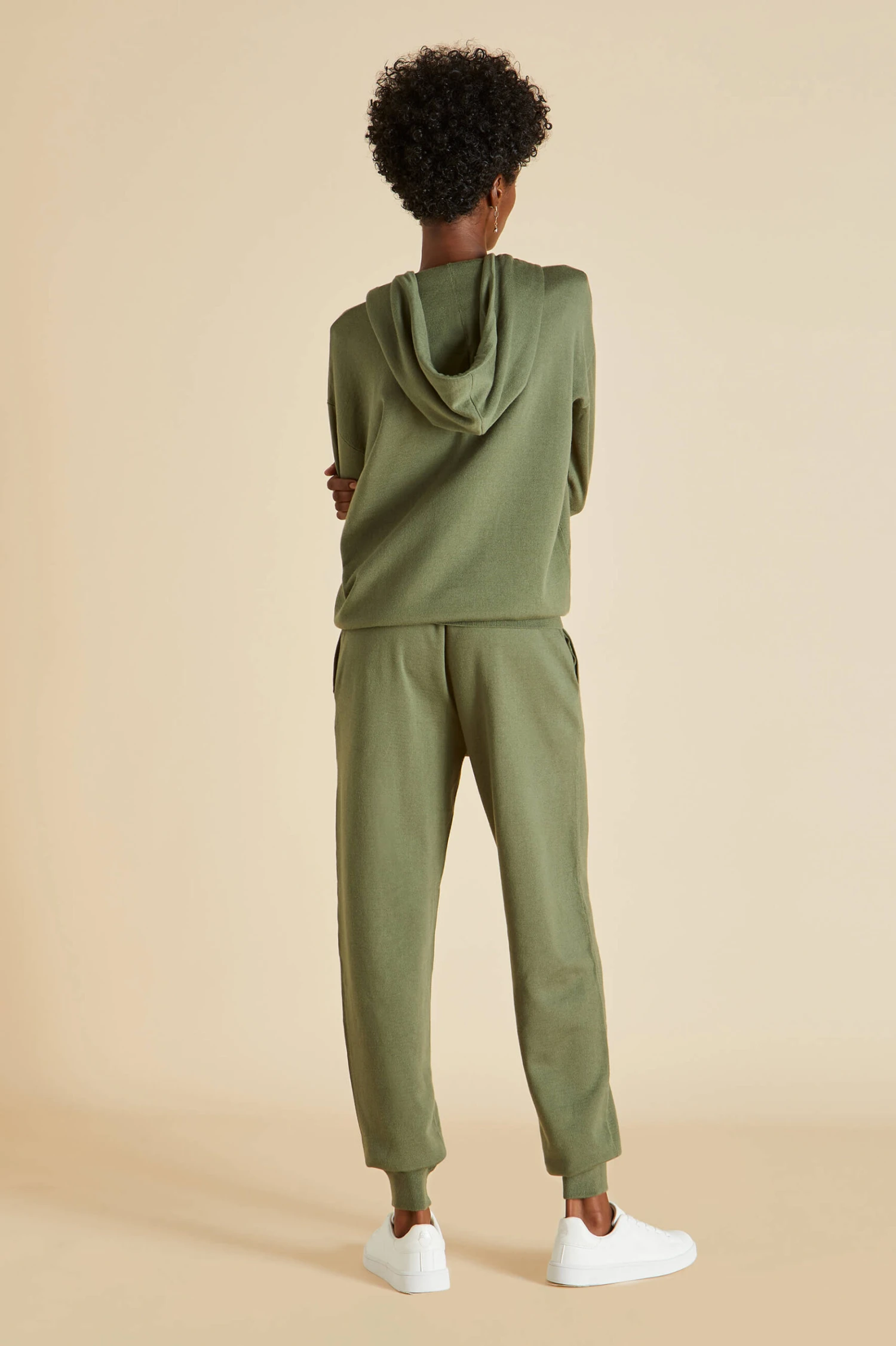 Gia Milan Silk-Cashmere Tracksuit - Image 4