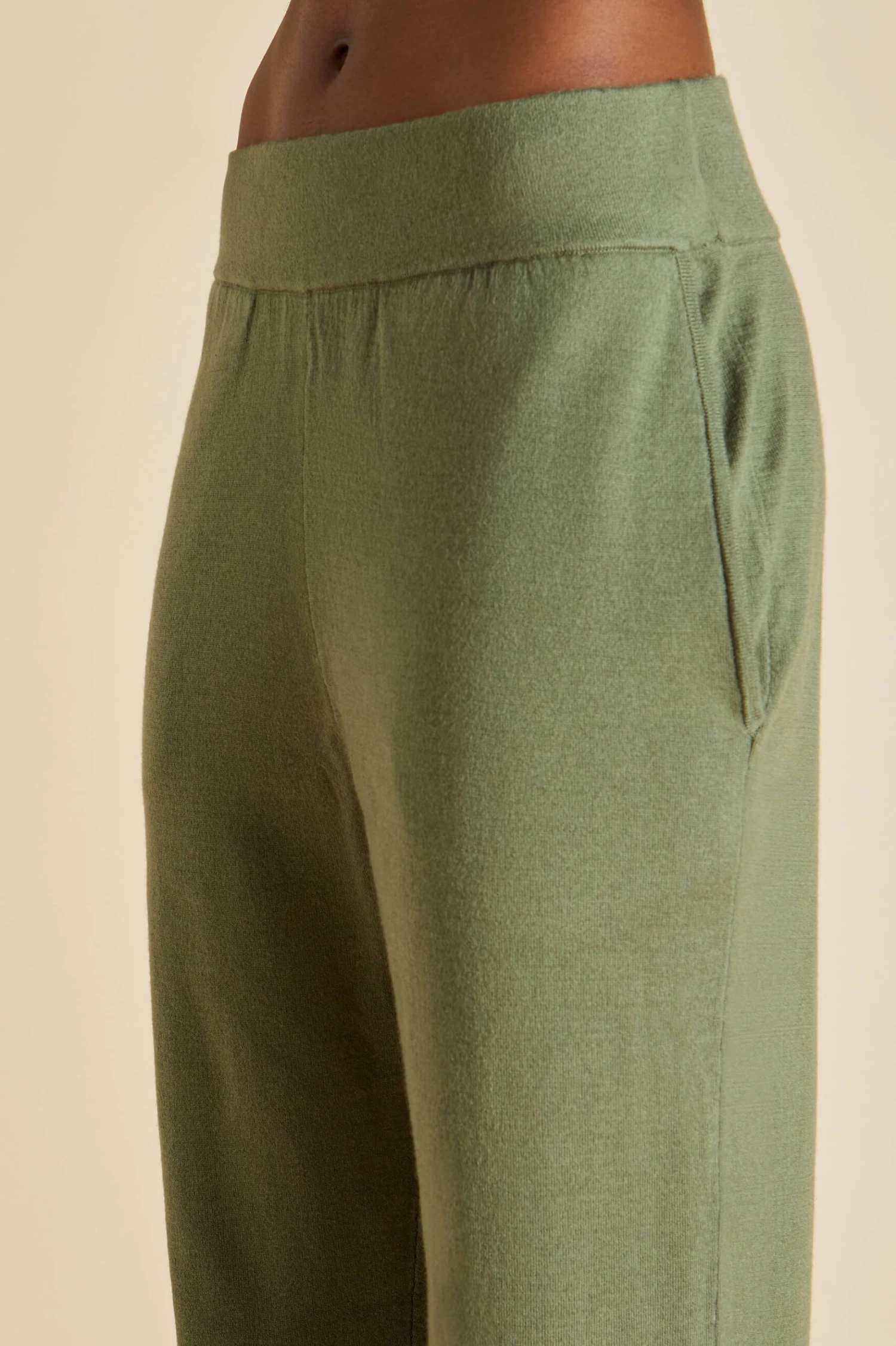 Gia Milan Silk-Cashmere Tracksuit - Image 5