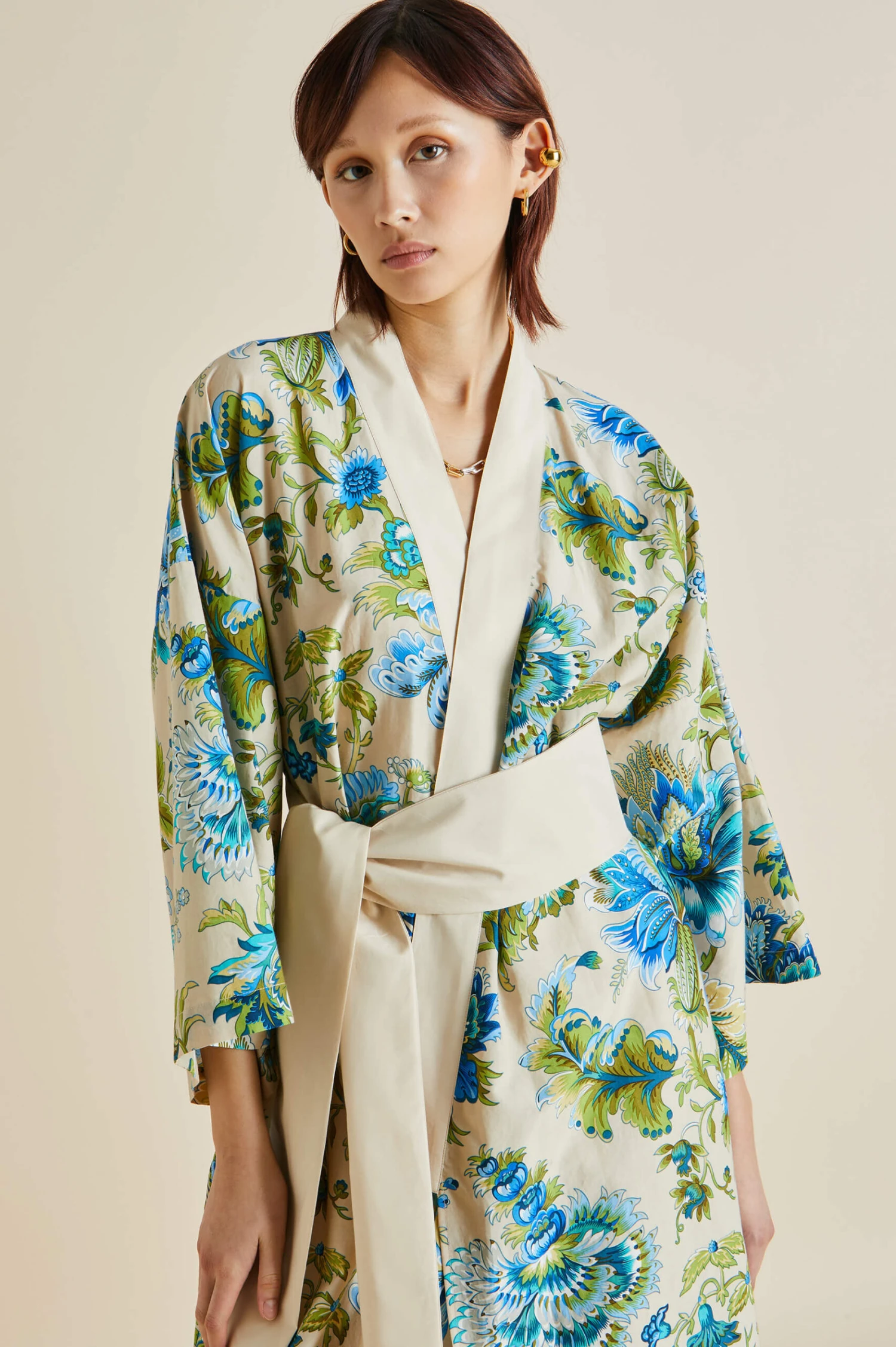 Amaya Jasmine Blue Floral Cotton-Silk Robe - Image 3