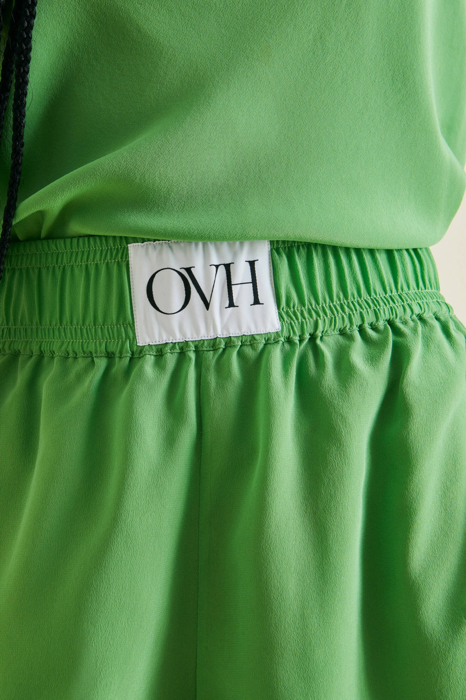 Calypso Green Silk Crêpe De Chine Camisole Set - Image 6