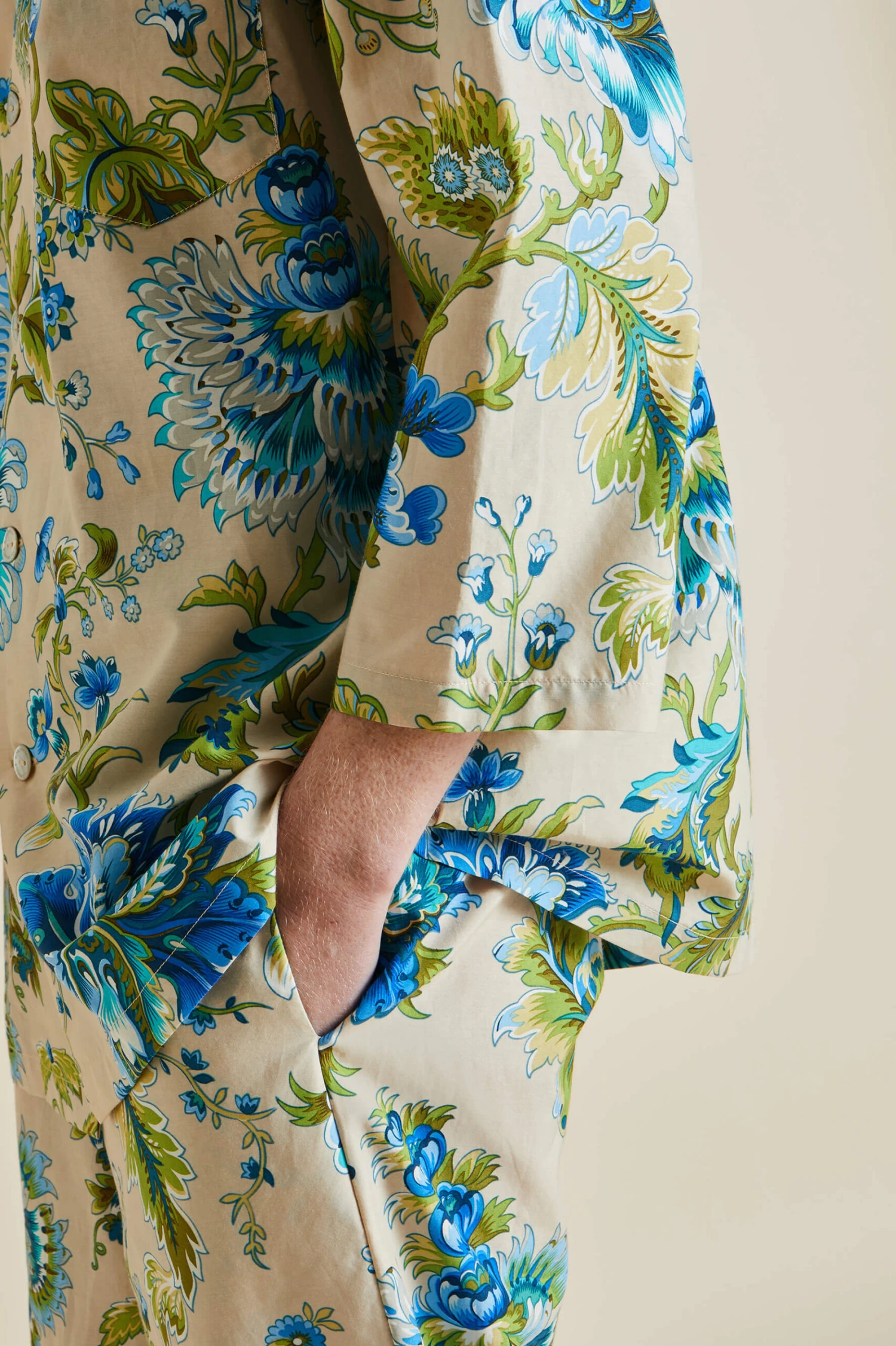 Casablanca Jasmine Blue Floral Cotton-Silk Pajamas - Image 6