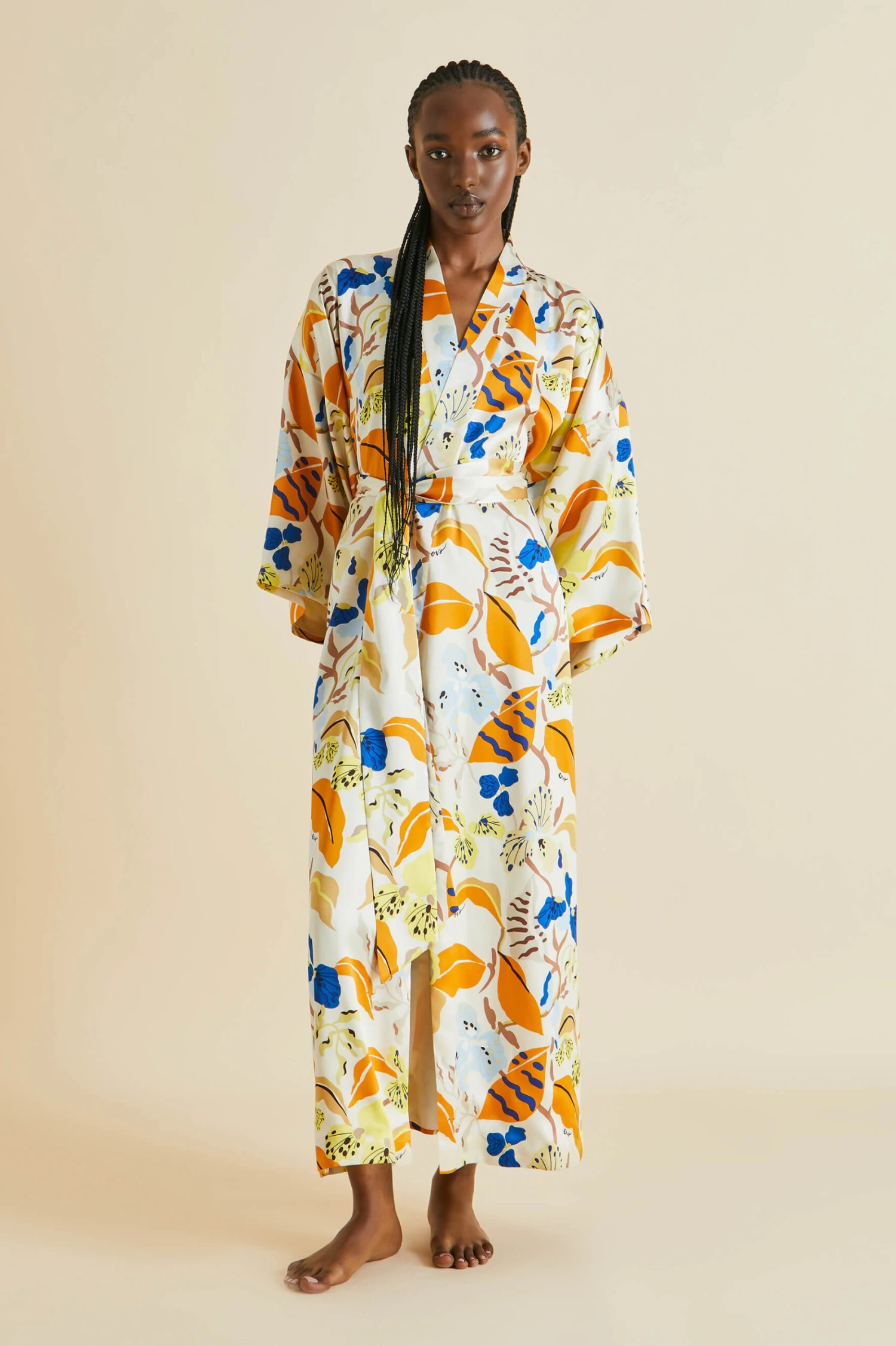Queenie Feliu Cream Floral Silk Satin Robe - Image 6